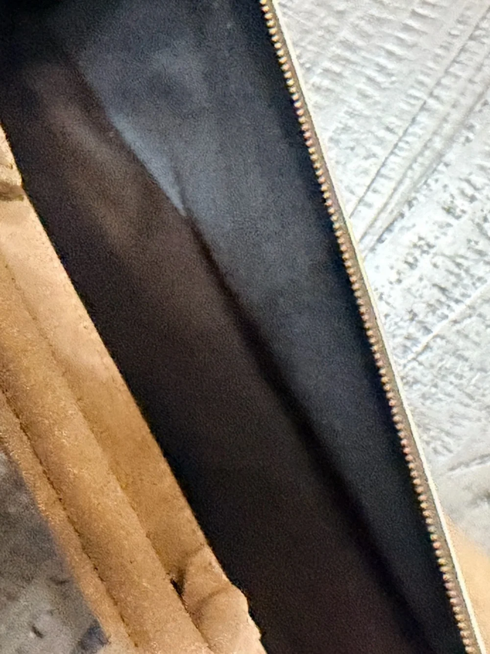 Vtg. Hazel Genuine Mojave Suede Portfolio Tote Bag in Tan (1970’s)